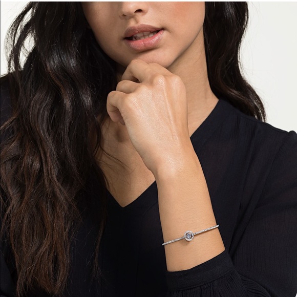 (Sold) NEW. Swarovski Bangle - Picture 3 of 6